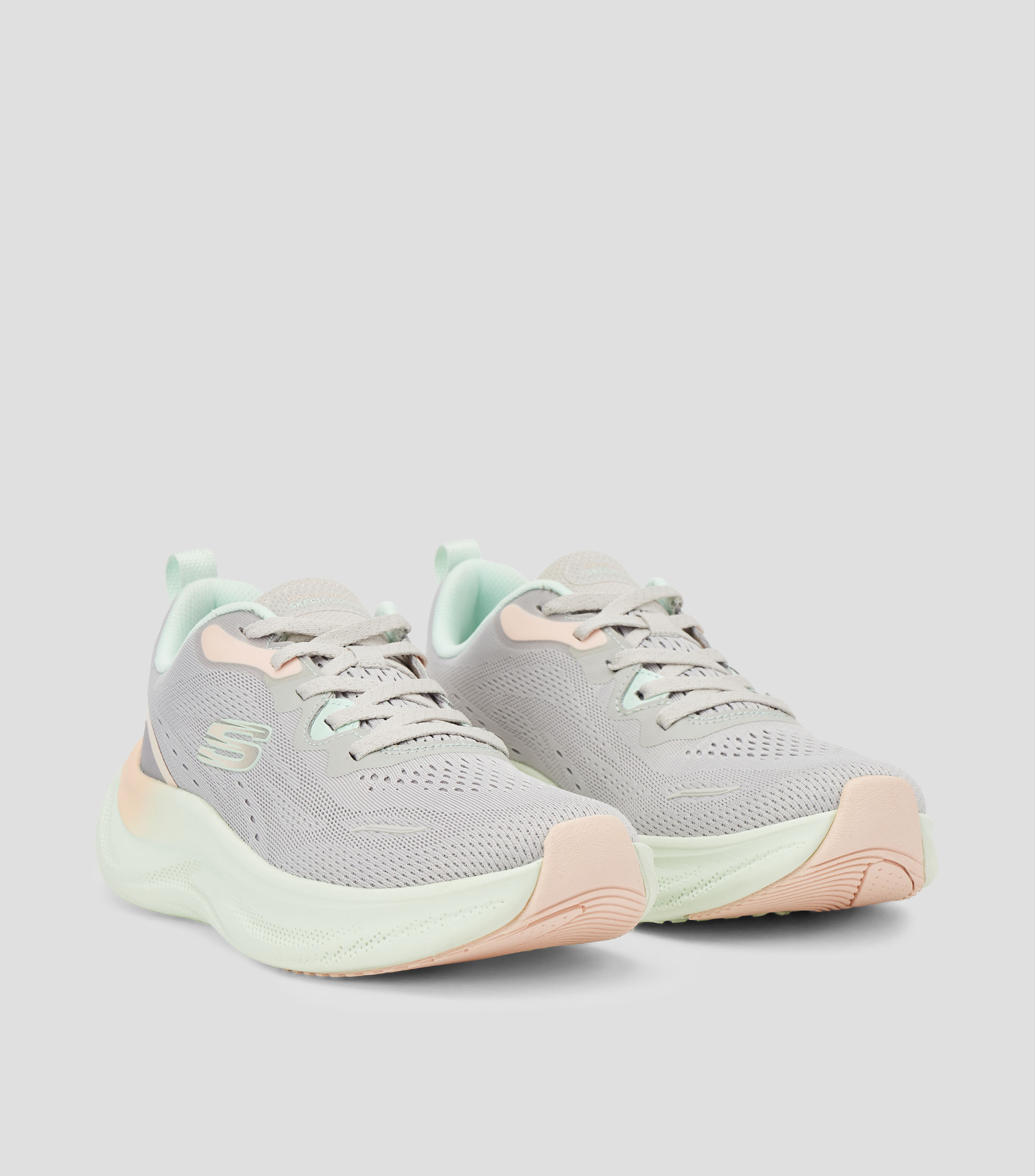 Tenis para entrenamiento Skech Cloud Mujer